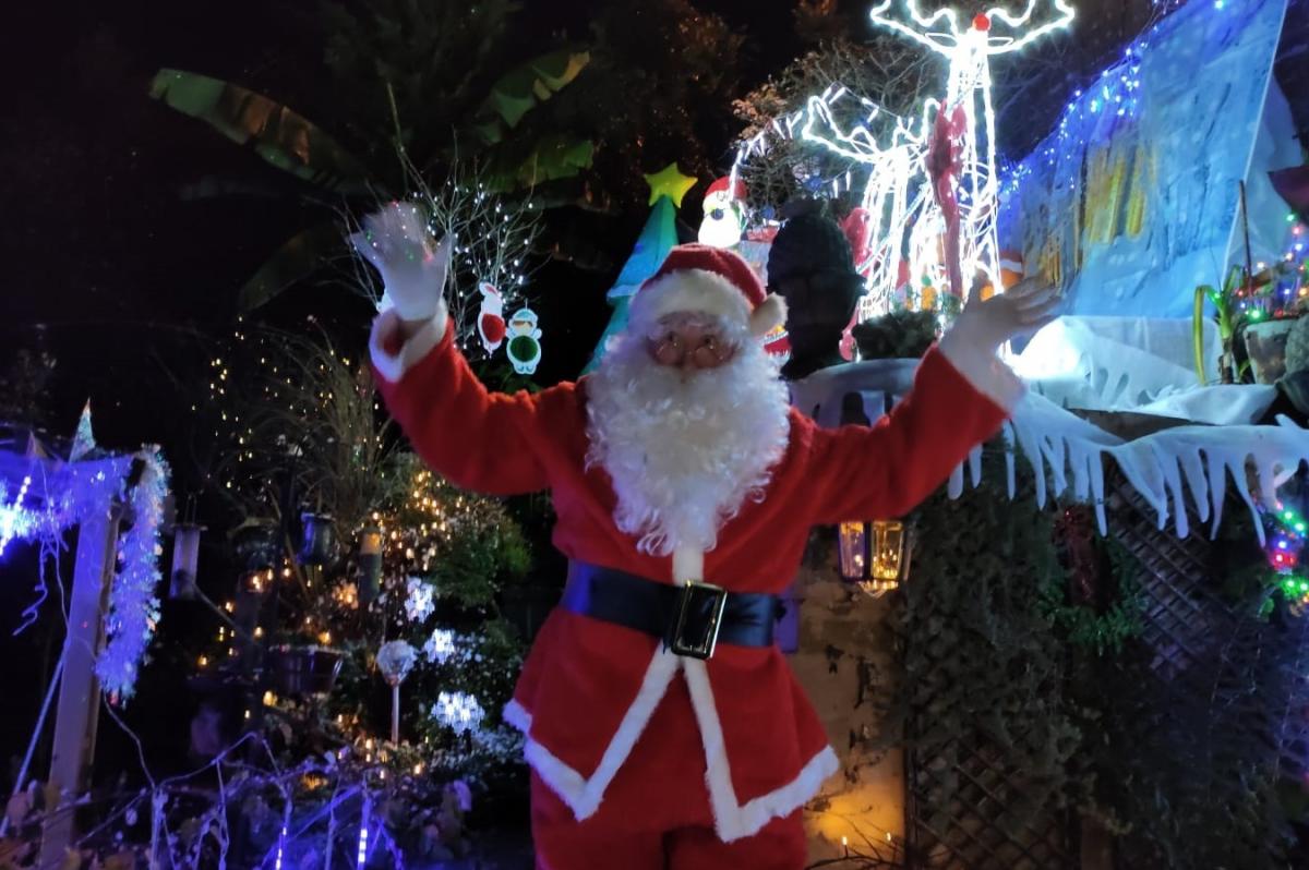 Helper Christmas Parade 2022 Grandparents Turn Garden Into Christmas Grotto For Halesowen Boy |  Halesowen News